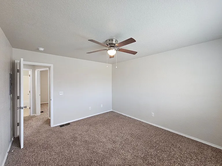 4005 Nadine Dr #D — Photo 13