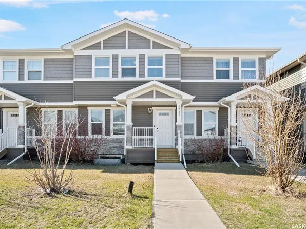 4733 PRIMROSE GREEN DRIVE E, Regina, SK S4V 3K9