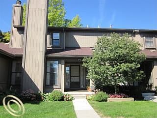1st image of 12402 Woodgate Dr