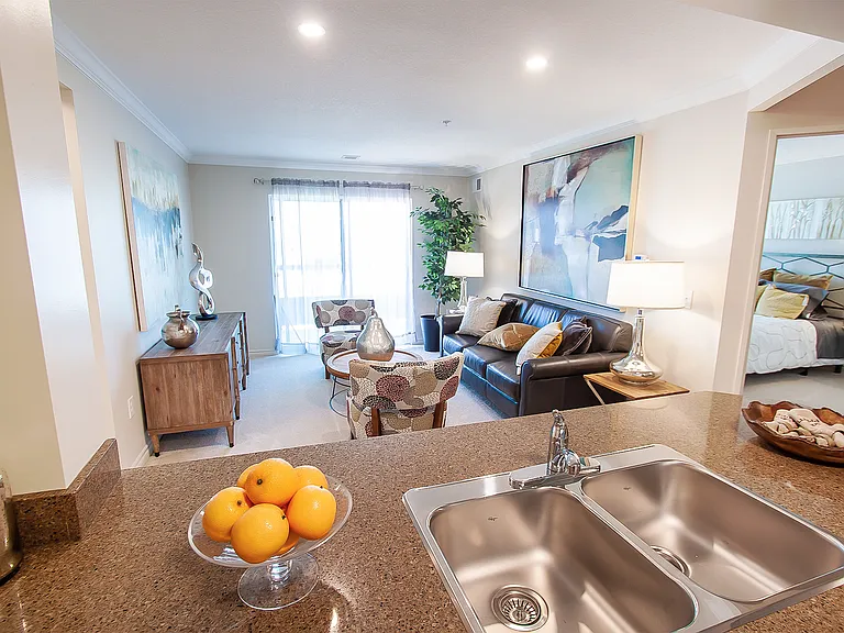 750 Capulet Ln — Photo 6