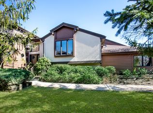 372 Sayre Dr, Princeton, NJ 08540