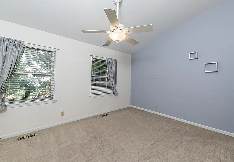 4367 Maryland Ave #B5 — Photo 10