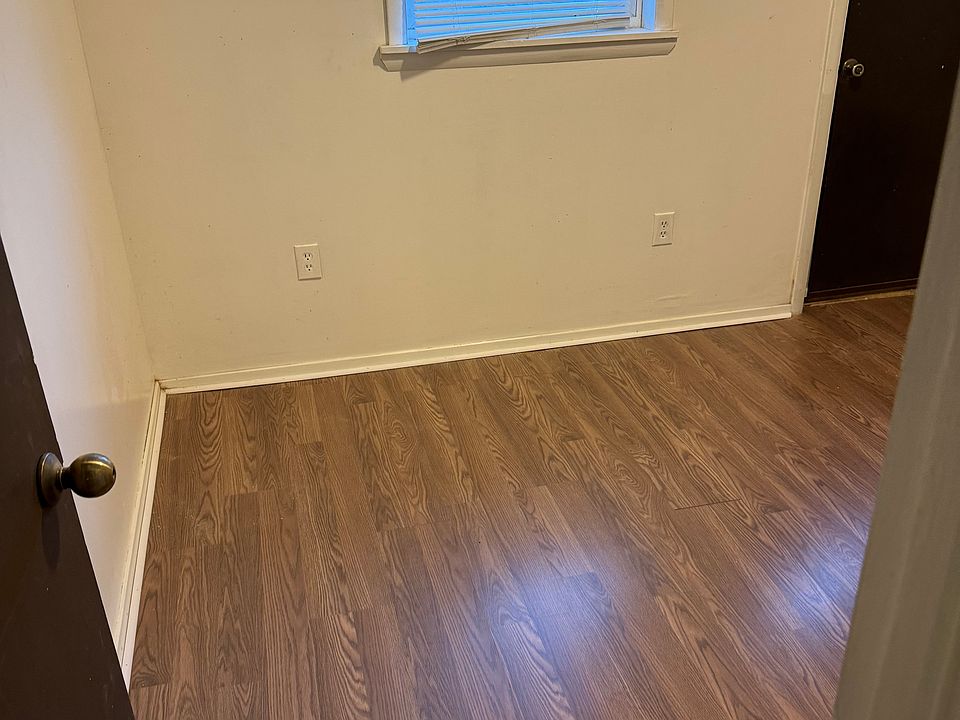 1st image of 1031 E Tioga St Floor 2