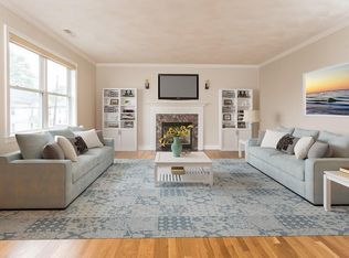 165 Ash St #1, Waltham, MA 02453