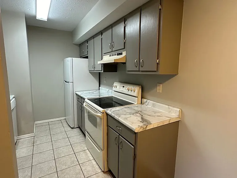 Ironwood Apartments — Photo 21