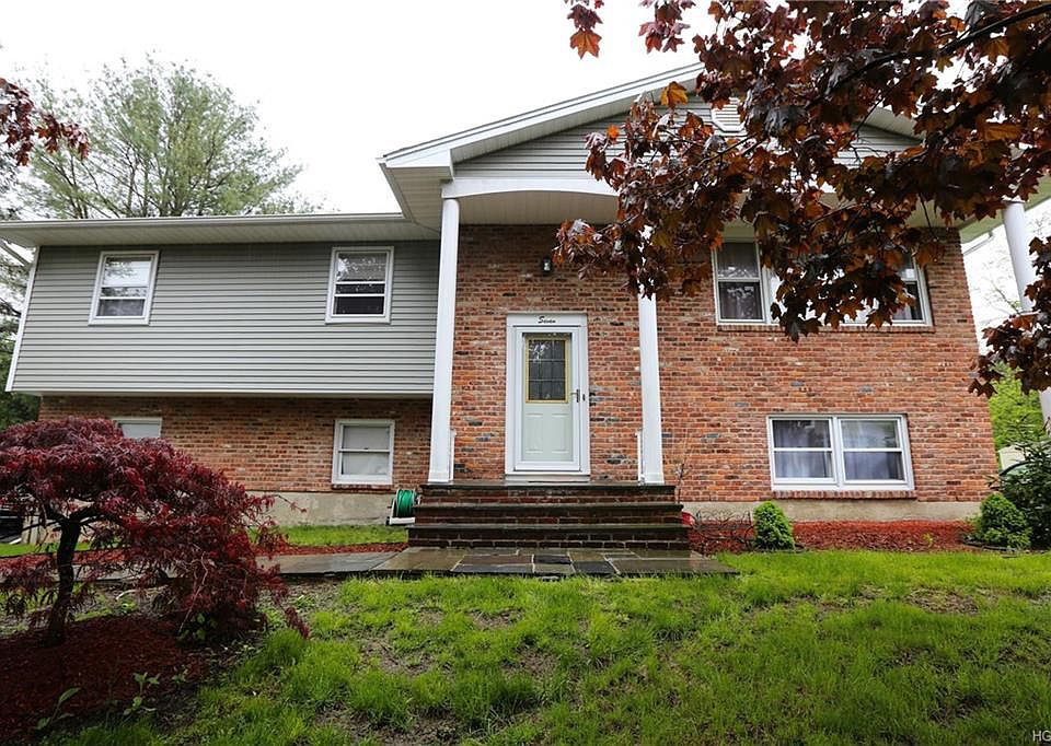 1st image of 7 Mountainview Dr