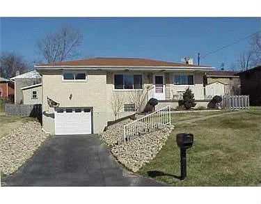 204 McLay Dr photo 1