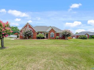 141 Turtle Bend Dr, Toney, AL 35773