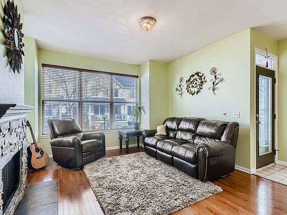 4th image of 4234 N Kolmar Ave Unit C