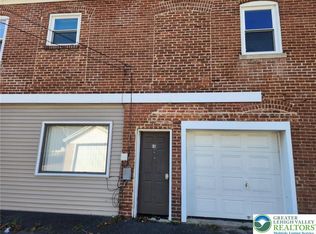610 Apple St #R, Palmerton, PA 18071