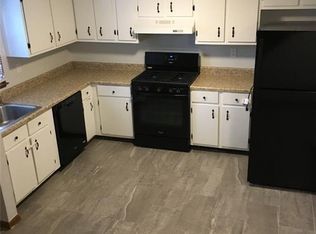 95 Seemans Ln APT 29, Milford, CT 06460