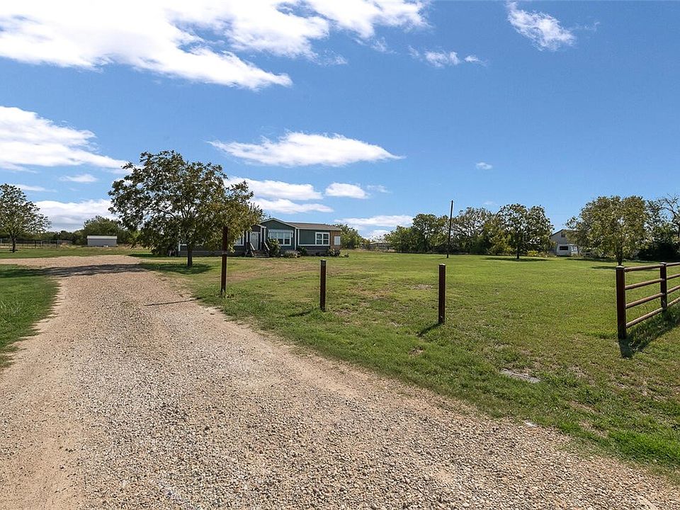 1st image of 860 Dosher Ln
