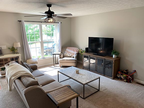 3rd image of 5160 Twin Falls Dr