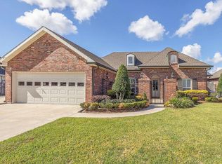 188 Lansdown Dr, Houma, LA 70360