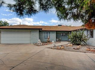 5725 Pioneer Ave, Spring Valley, NV 89146