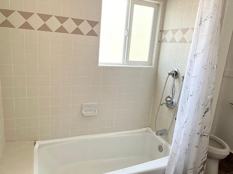 9 E Olive Ave — Photo 10