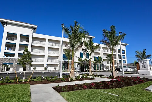 Cape West 91 Villa Apartments Photo 1