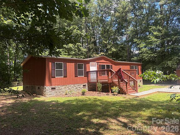 5th image of 6748 Mandarin Dr
