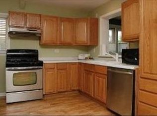439 Brice Ave, Mundelein, IL