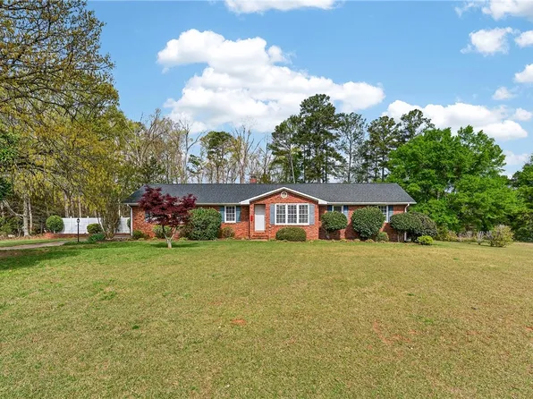 160 Burdette Cir, Pendleton, SC 29670