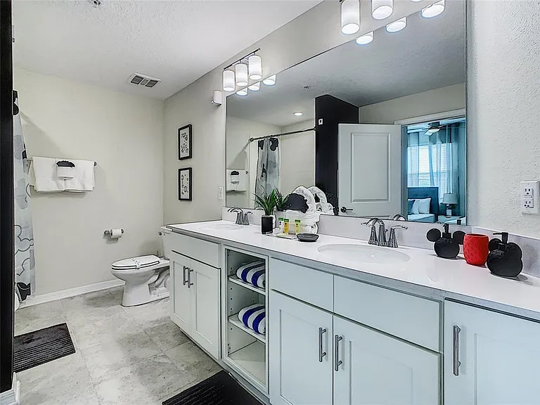 3161 Paradox Cir #101 — Photo 14