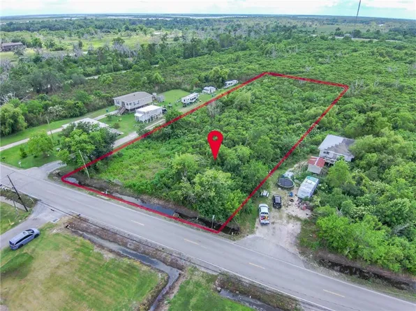 Privateer Blvd, Barataria, LA 70036