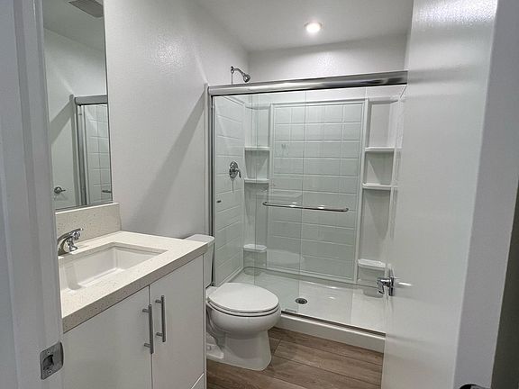 5th image of 1715 W Cara Dr
