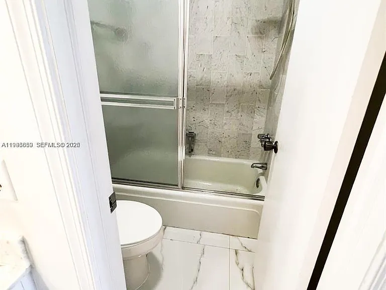 6395 Bay Club Dr #4 — Photo 19
