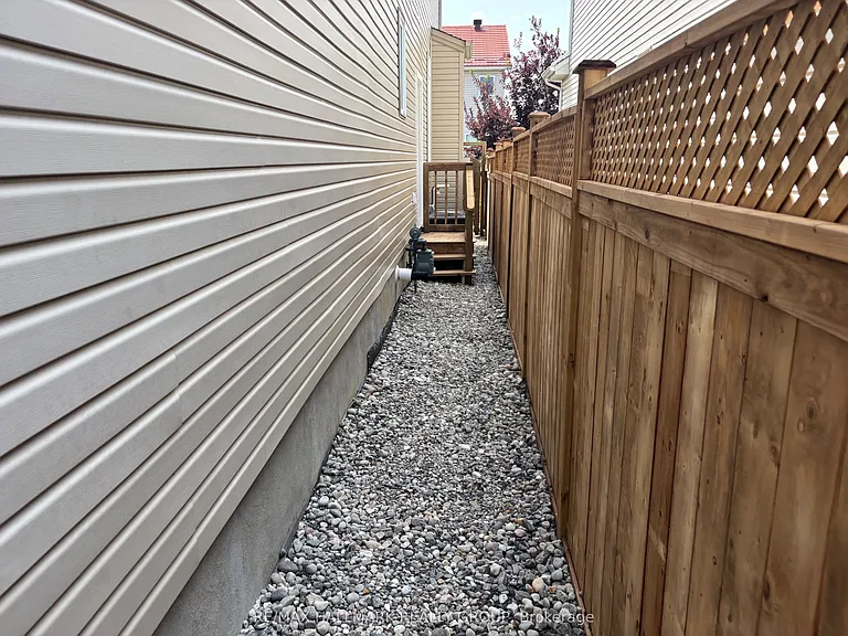 1926 Celeste Way — Photo 3