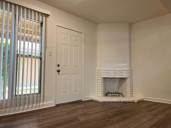 5th image of 2234 S Center St Unit A