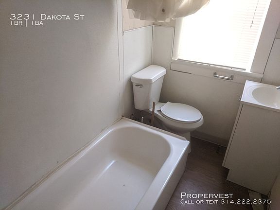 5th image of 3231 Dakota St