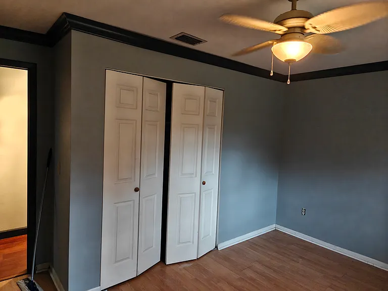 2nd Bedroom Closet