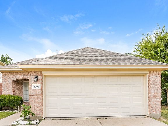 3rd image of 5200 Rockwood Dr