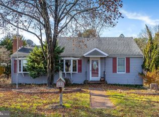 33 Hurff Ln, Turnersville, NJ 08012