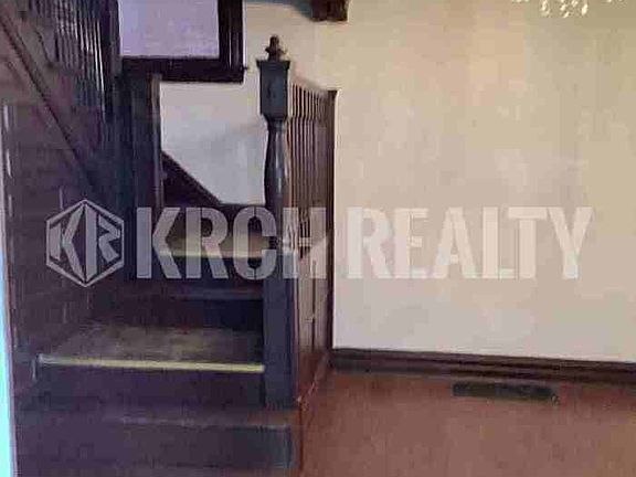 5th image of 521 N Newstead Ave