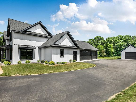 2nd image of 504 Northern Meadows Ln