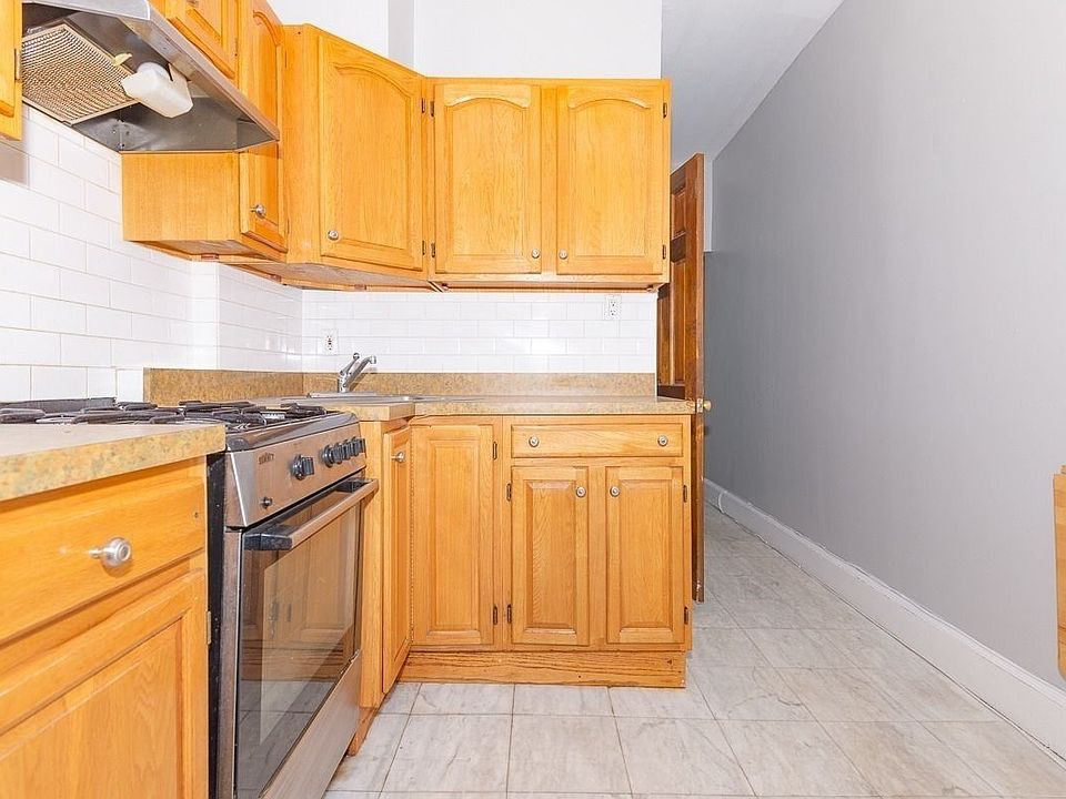 1st image of 425 7th Ave #3S