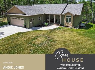 1735 Iroquois Trl, National City, MI 48748