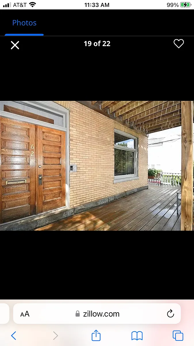 Building Photo - 628 College St #2