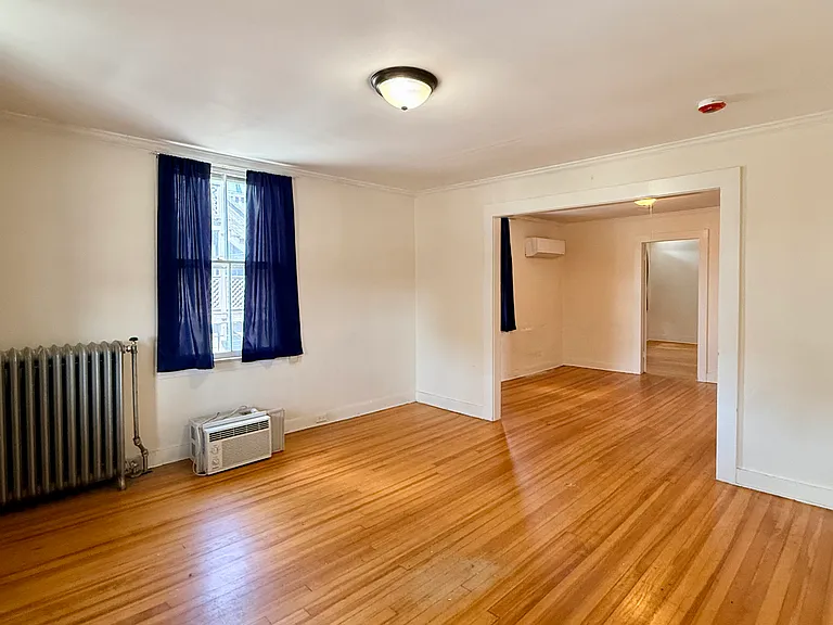 25 Center St #3 — Photo 17