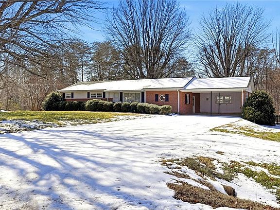 4th image of 134 Grady Rd