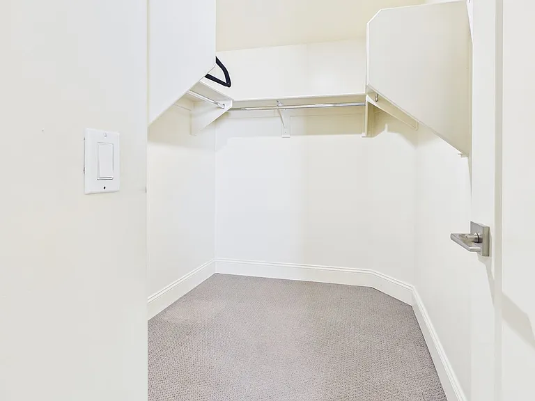 4816 N Woodmere Fairway #1005 — Photo 7