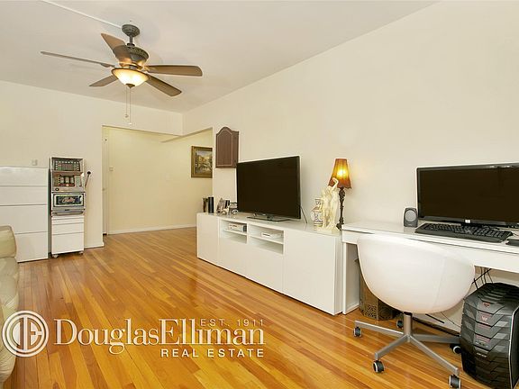 4th image of 701 Palmer Ct APT 1D