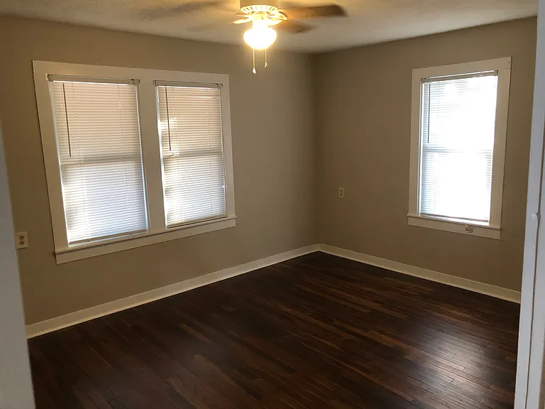 236 Bowie St — Photo 10