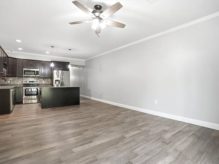 34 Callaway Dr #4 — Photo 12