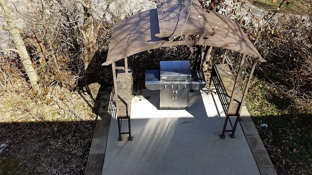 2703 Jackson - 2 — Photo 2