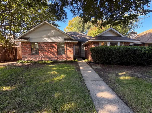 1503 Curtis Ln, Cedar Hill, TX 75104