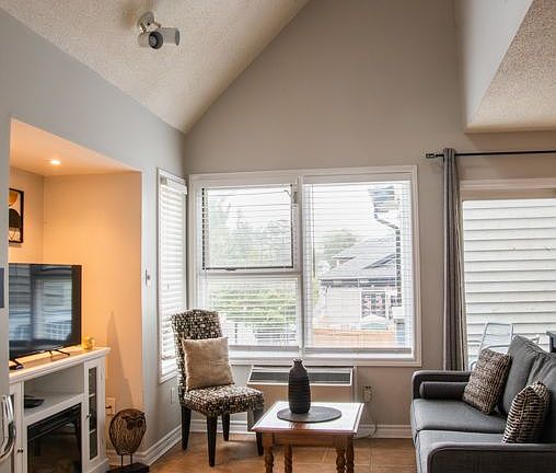 4th image of 796468 Grey Rd #19-110