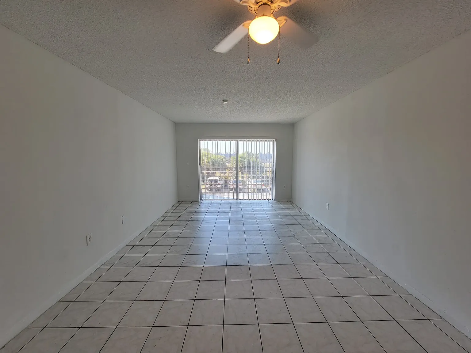 3700 NW 21st St — Photo 4