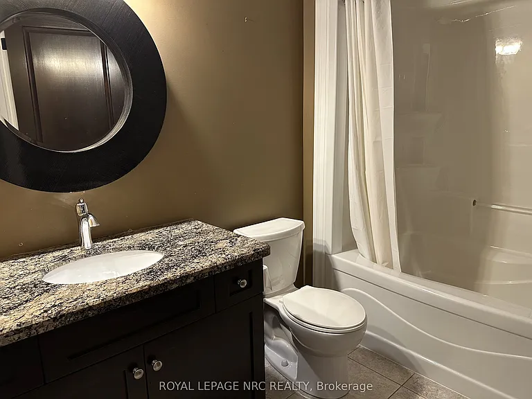 7 Sapphire Ct N — Photo 20